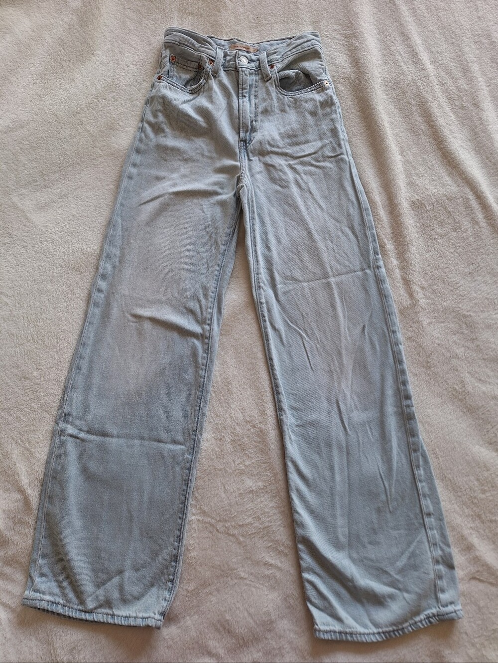 Levi's Premium Ribcage Wide Leg Jeans Light Wash Blue High Rise Denim Size 24